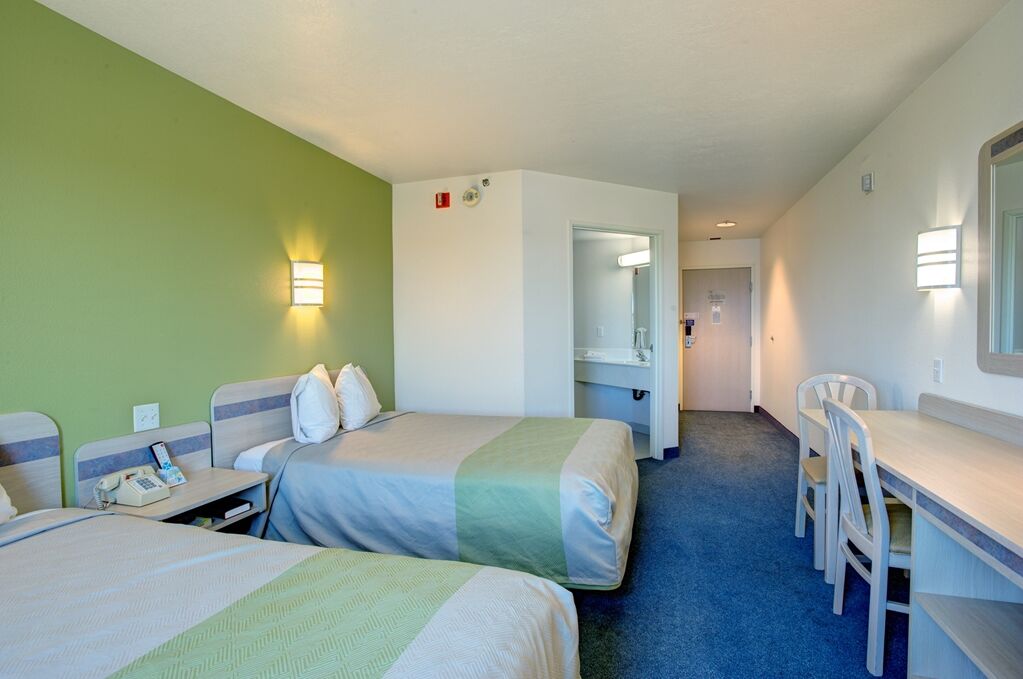 6-cedar City, Ut Hotel