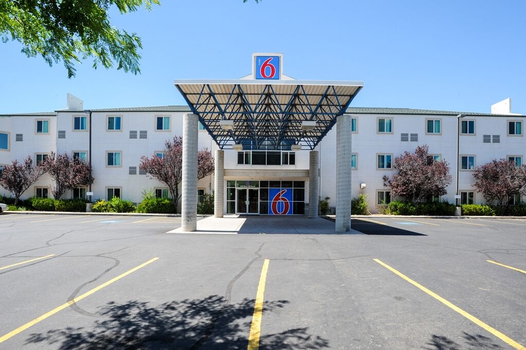 6-cedar City, Ut Hotel Cedar City